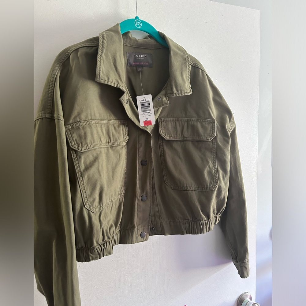 Cropped jacket